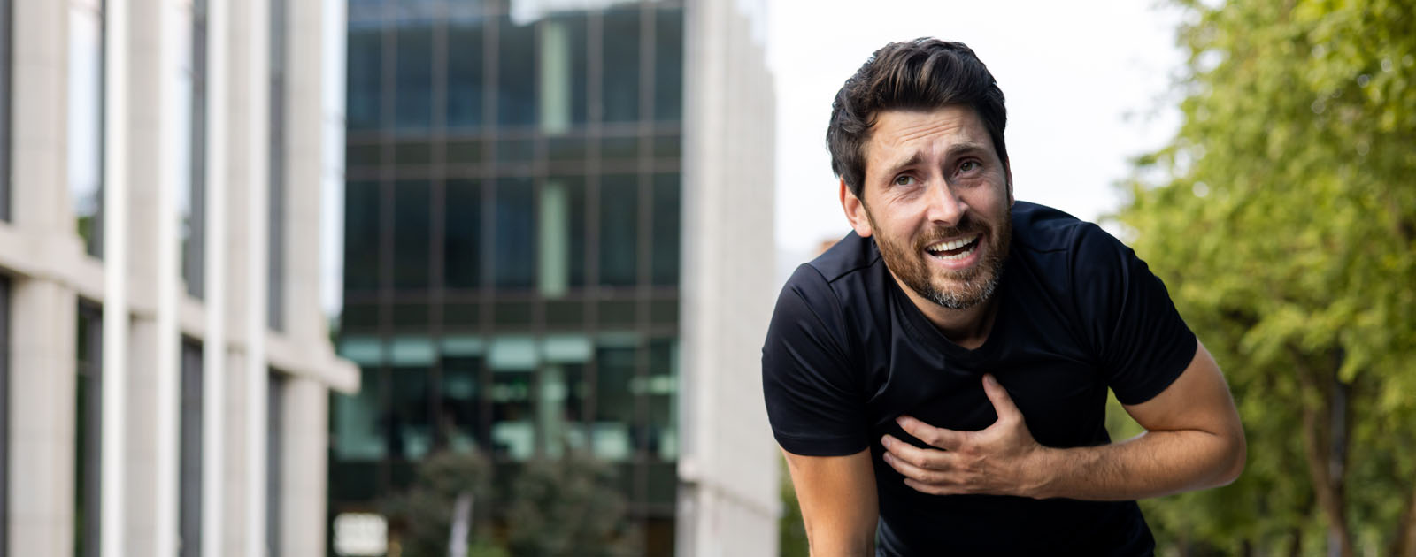 aperto no peito falta de ar