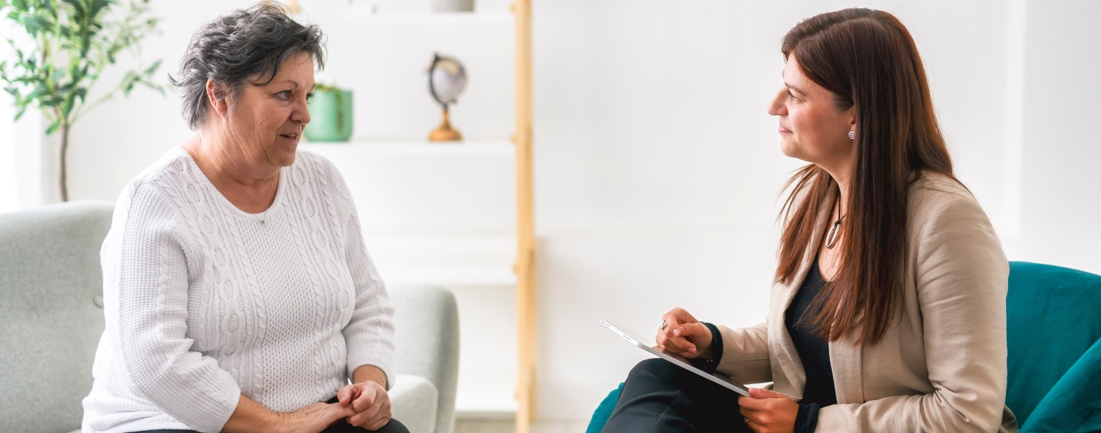mulher em sessão de psicoterapia