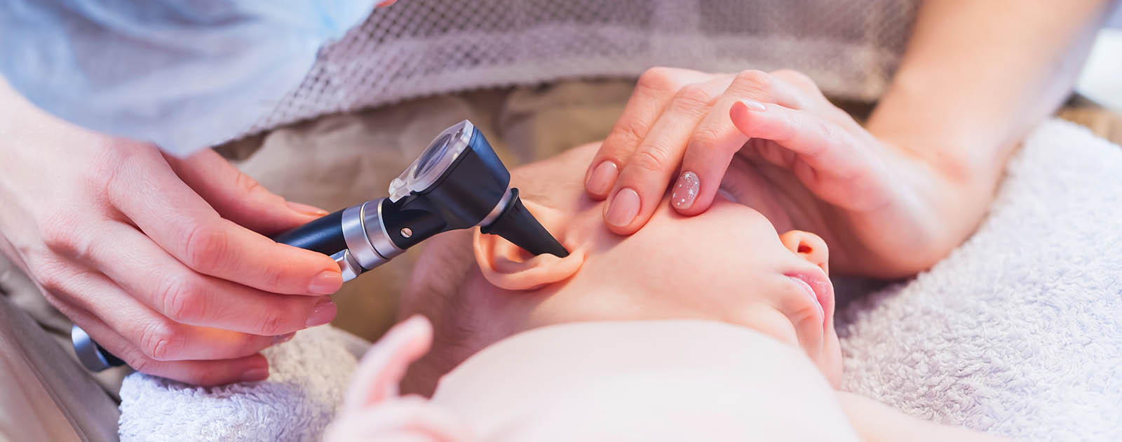 sintomas otite bebé