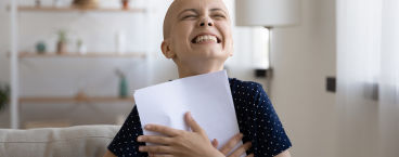 menina com leucemia a sorrir