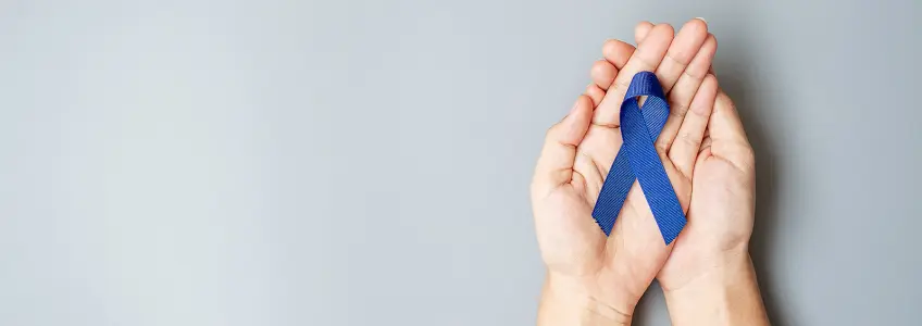 laço azul símbolo da luta contra o cancro colorretal