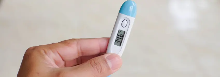 termómetro marca temperatura de hipotermia