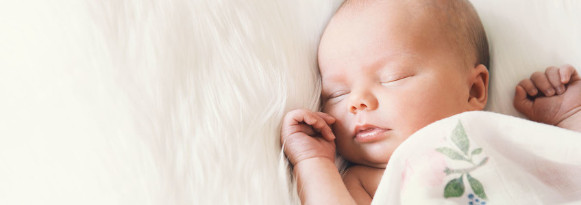 bebé a dormir