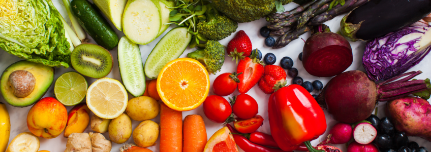 frutas e legumes cheios de vitaminas